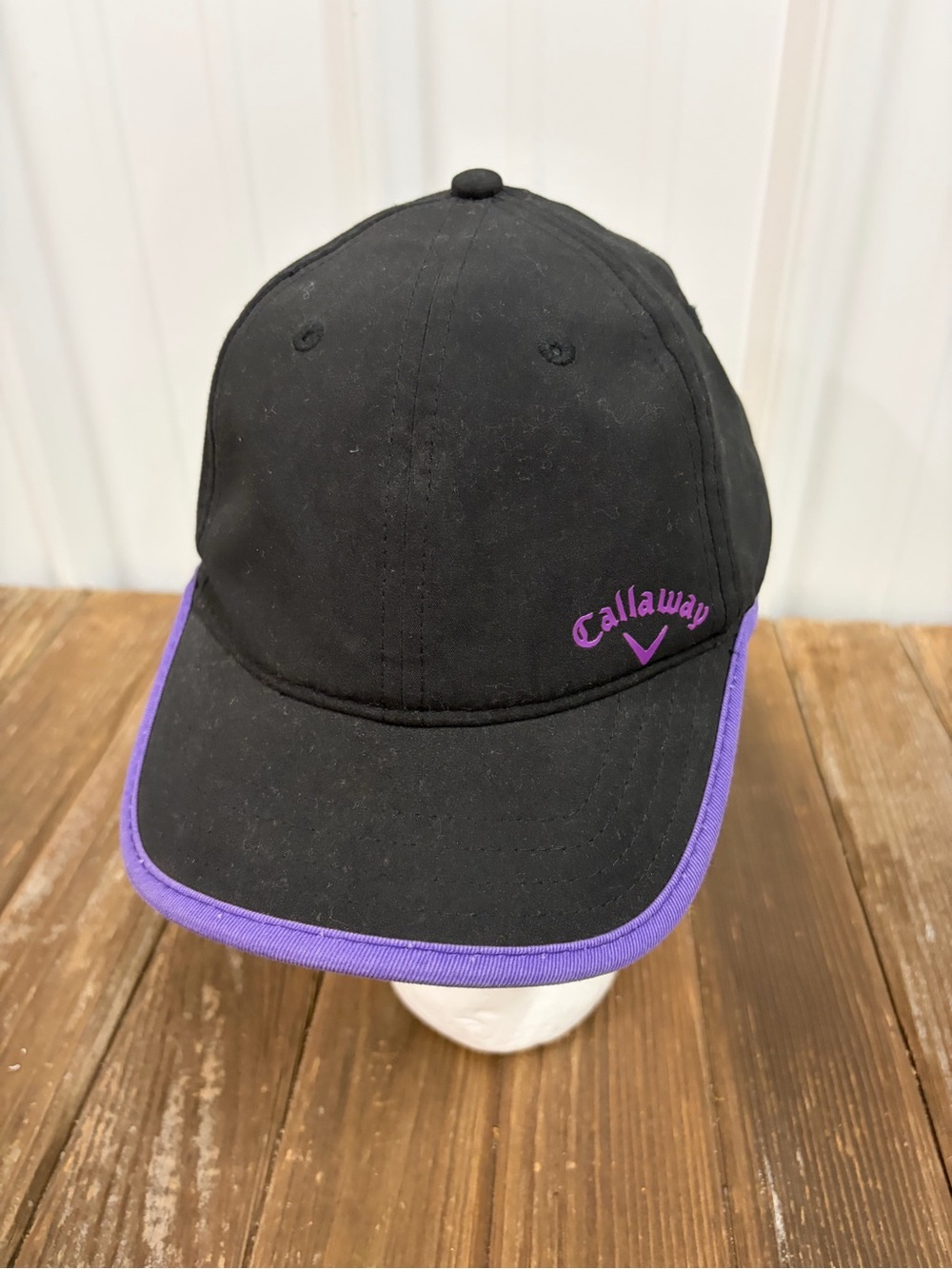 Callaway Black Cap with Purple Accent